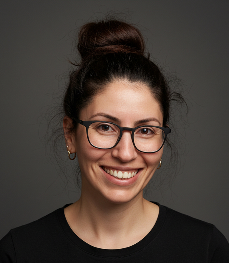 Portrait of Aysenur Bilgin, Reachable AI Co-founder and CEO